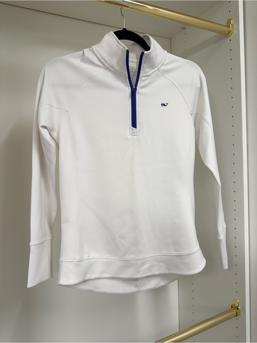 Vineyard Vines White Quarter-Zip Pullover with Blue Zip
